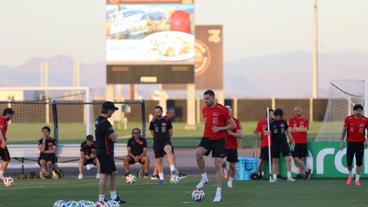 A Milli Futbol Takımı, ABD maçı hazırlıklarına devam etti