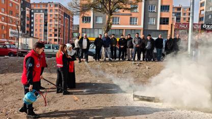 Bin 740 personele farkındalık çalışması