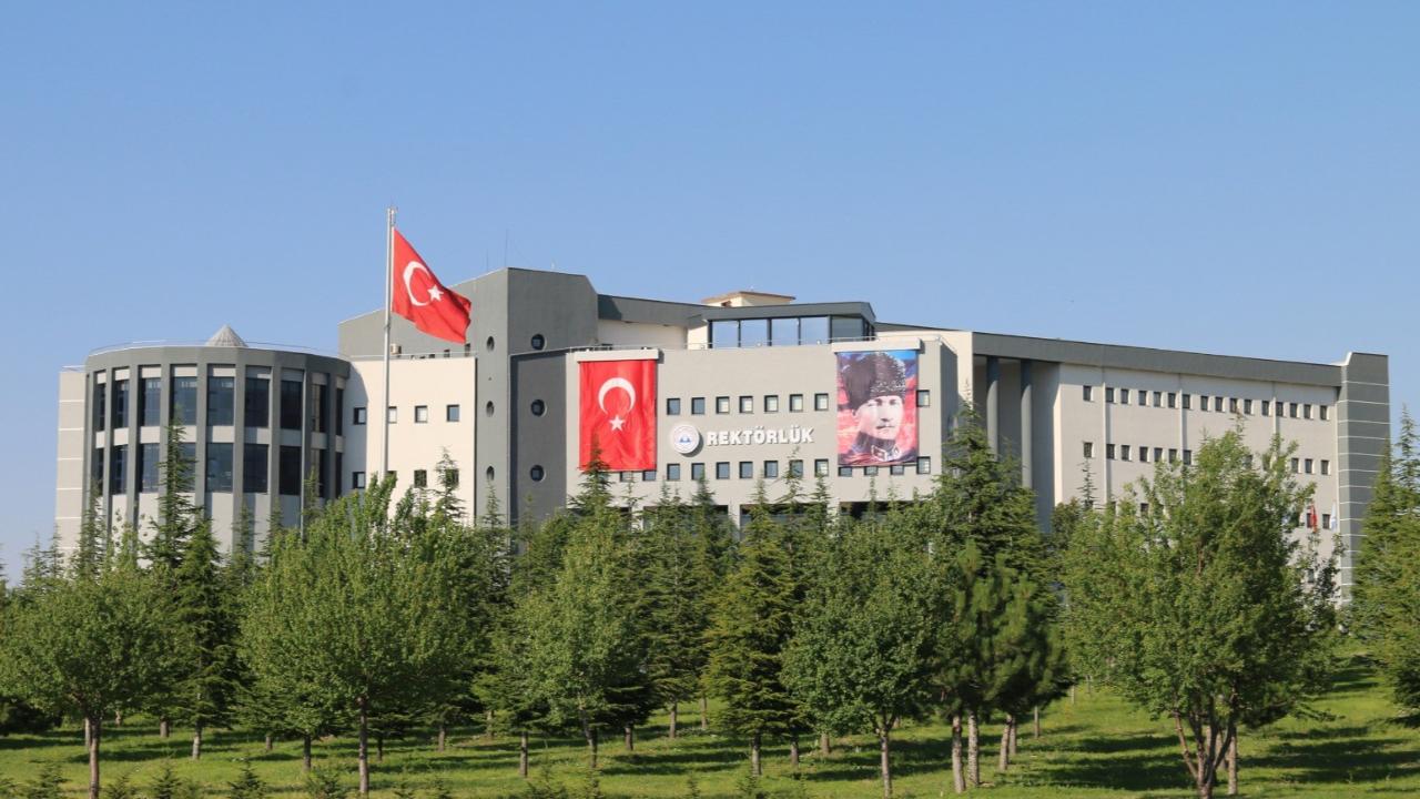 ERÜ ilk 1000’de!