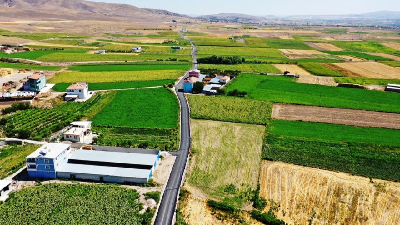 "Kırsalın yüzünü güldüren örnek hizmetlerle değer katıyoruz"