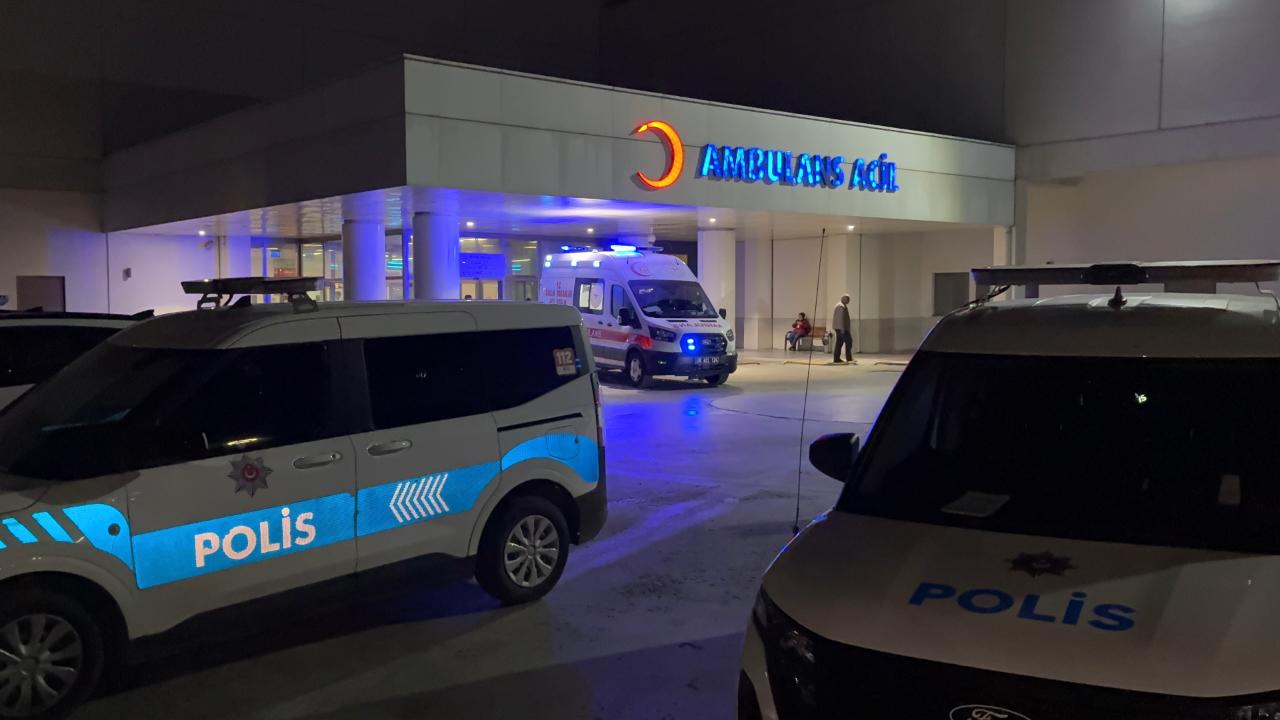 'Laf atma' kavgası kanlı bitti!