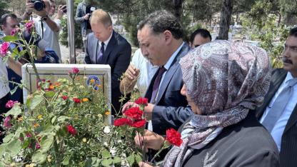 15 Temmuz şehidi Kübra Doğanay, kabri başında anıldı