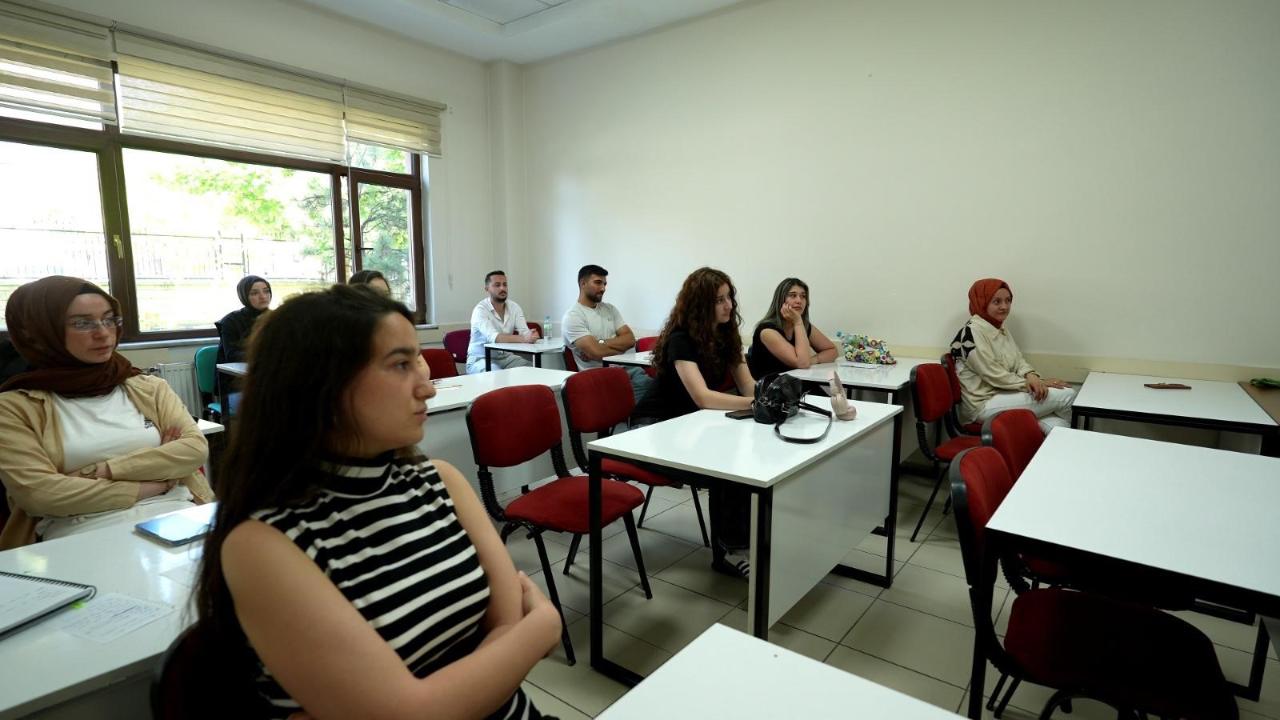 Kayseri'de ücretsiz İngilizce ve Almanca Konuşma Kulübü açıldı